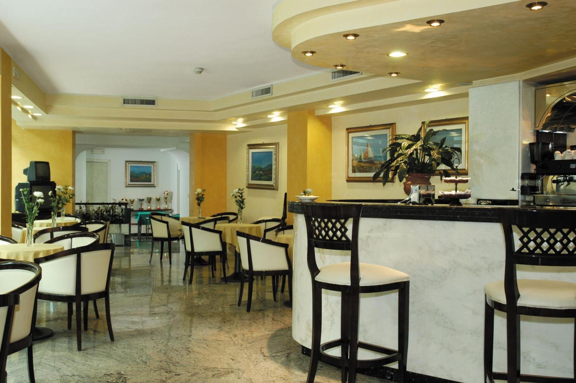Hotel Borgo Marina Rodi Garganico Exteriér fotografie
